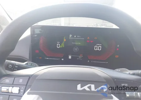 2025 Kia K4 Lxs z USA, uszkodzony, nr VIN 3KPFT4DE1SE014224